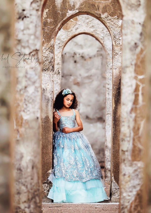 TRAVELING RENTAL DRESS: The Elsa Gown: Size 8, fits 6-10