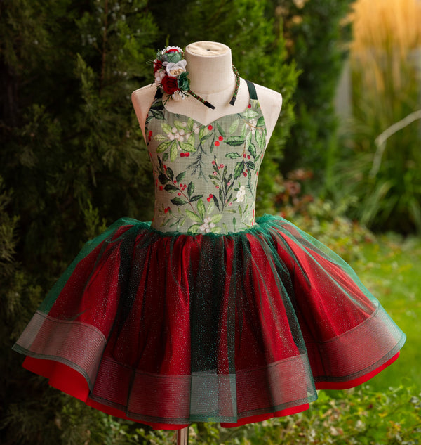 RTS Sale: Size 8, fits 6-10: 'Sage and Holly'