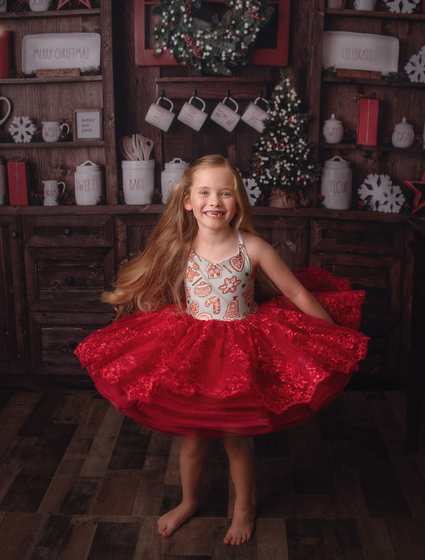 Traveling Rental Dress: Pretty Gingy Gown: Size 6, fits 4-8 +