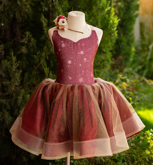 RTS Sale: Size 10, fits 8-12: 'Scarlet'