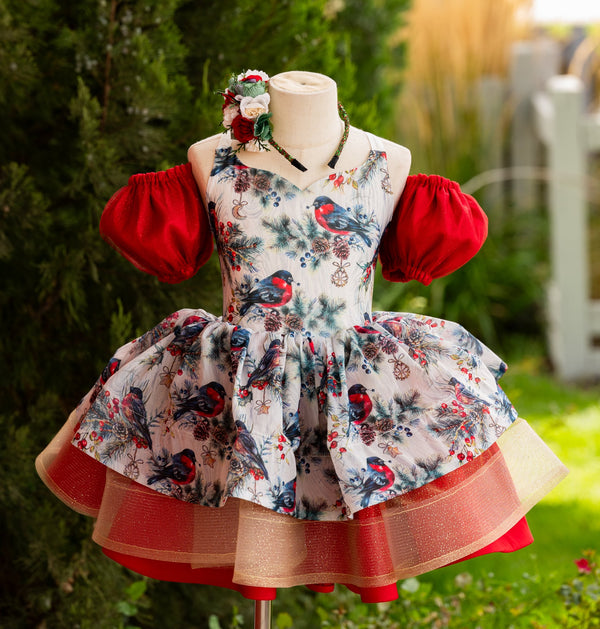 RTS Sale: Size 6, fits 4-8: 'Winter Robin'