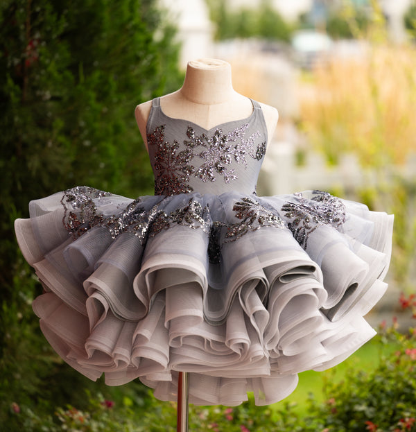 Traveling Rental Dress: The 'Silver Glitter' Shortie: size 3T, fits 1-5