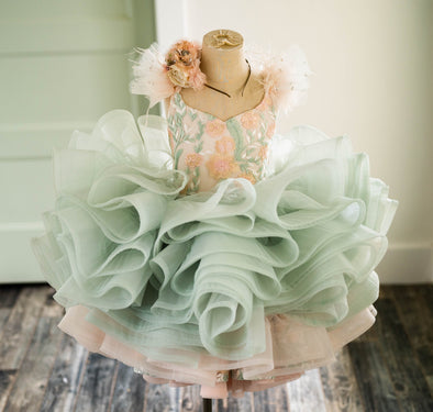 RESERVED for Little Dreamers INSIDERS: Traveling Rental Dress: The Daphne Shortie: size 7, fits 4-9