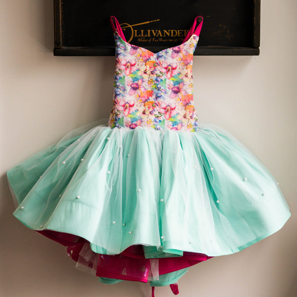 READY to SHIP: Spring in Watercolor: REVERSIBLE Size 7, fits 5-9 +