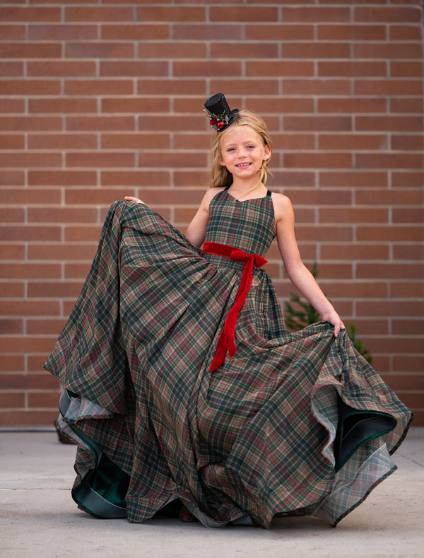 Traveling Rental Dress: The Saoirse Gown: Size 10, fits 8-12 +