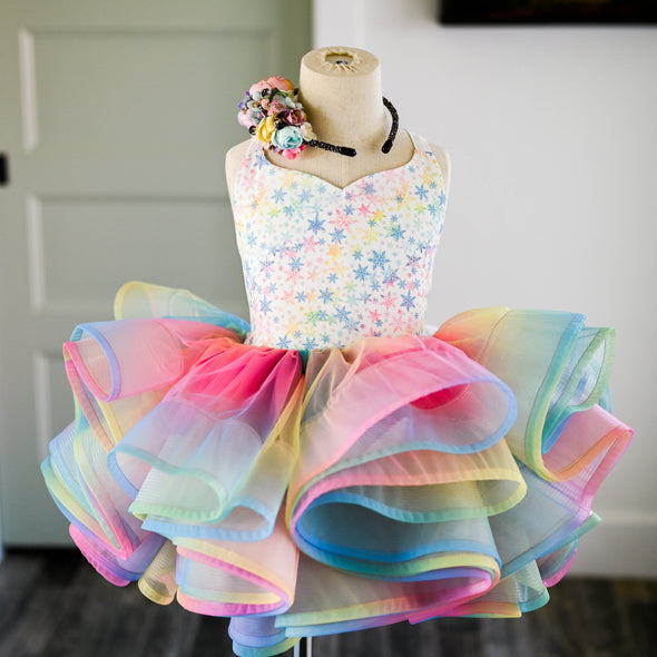 READY to SHIP SALE: Rainbow Snowflake: Half Full: size 10, fits 7-12 +