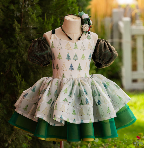 RTS Sale: Size 6, fits 4-8: 'O Christmas Tree'