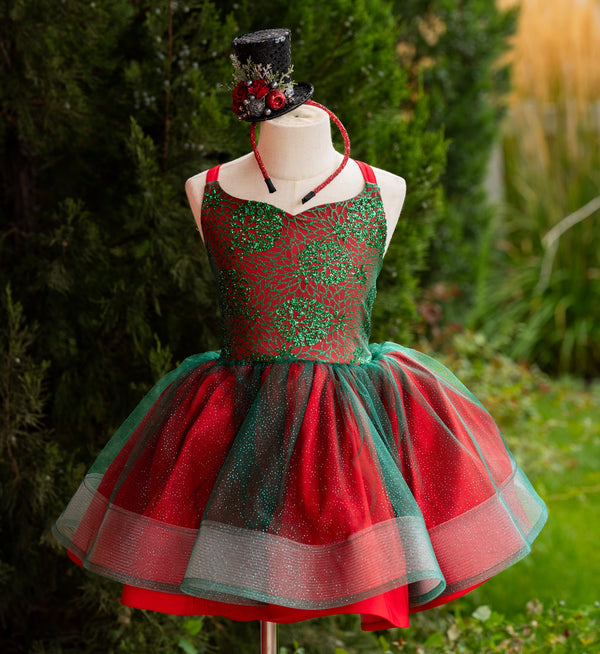 READY to SHIP Sale: Size 6, fits 4-8: 'Chrysanthemum Christmas in Red and Green'