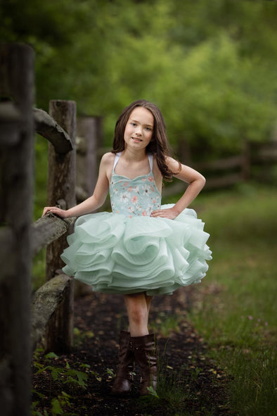 RESERVED for Little Dreamers INSIDERS: Traveling Rental Dress: "Floral Odette Shortie": Size 6, fits 4-8
