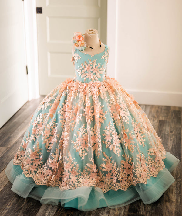 Traveling Rental Dress: The 'Southern Peach' Gown: Size 5, fits 3-7