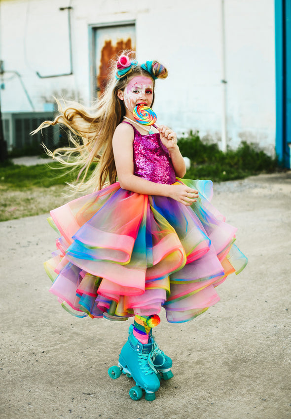 RESERVED for Little Dreamers INSIDERS: Traveling Rental Dress: The "Lip Smackers" Gown: Size 12, fits sizes 8-14